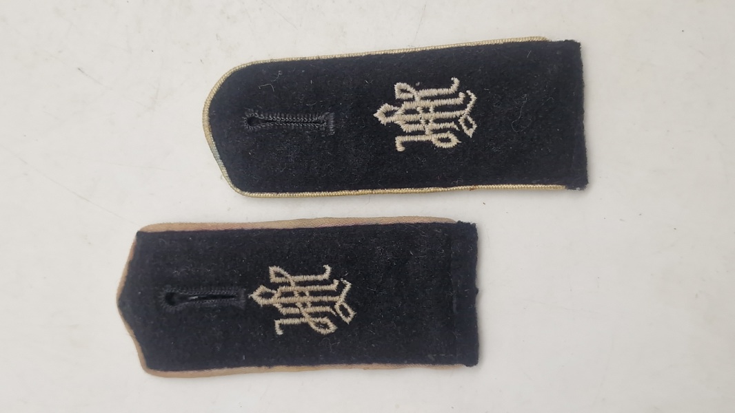 Tyske LAH skulderstropper originale ??