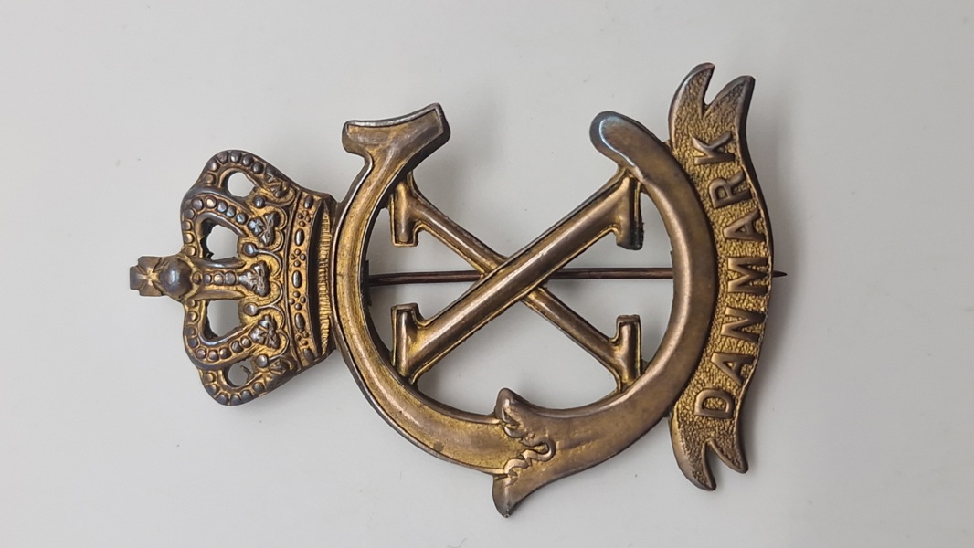 Original nål for kongelig chauffør 