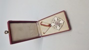 Original bulgarsk fortjenstorden, "Order of Civil Merit", fra 1891. 
Ordenen blev indstiftet den 2. august 1891 af prins Ferdinand 1. af Bulgarien