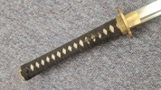 Veludført japansk katana med Damaskus klinge  