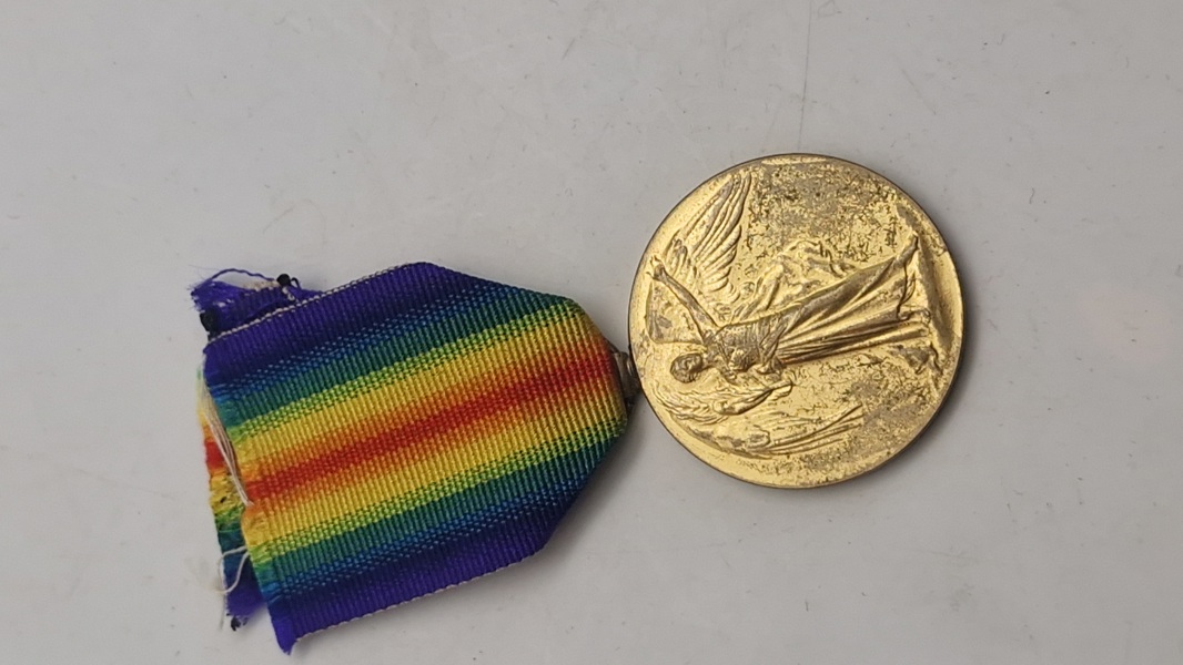 Original Victory Medal fra Første Verdenskrig. Denne medalje blev oprindeligt oprettet i 1919 og tildelt militært personel af de allierede nationer - Navngiven