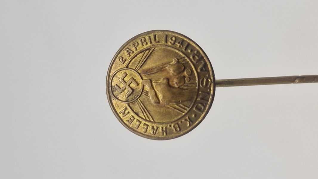 Sjælden original nål fra D.N.S.A.P møde i KB hallen 1941