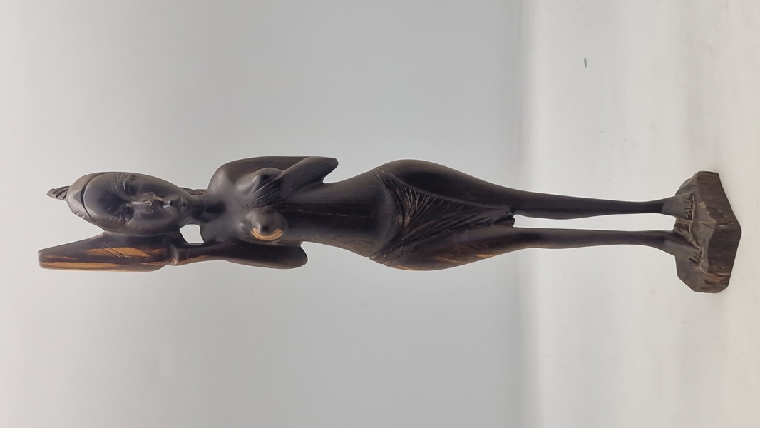 Afrikansk figur ibenholt 