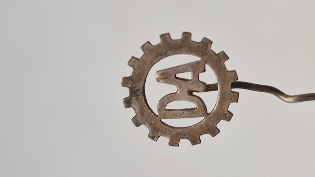 Ekstremt sjældent D.N.S.A.P emblem “Dansk Arbejde” 