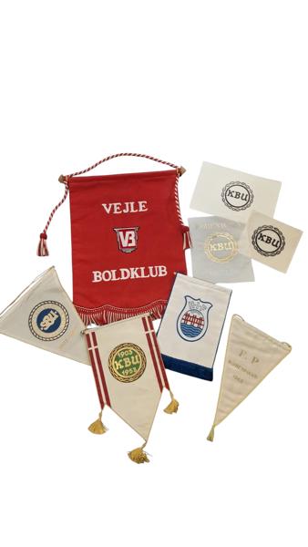 Samling originale bordbannere, KBU