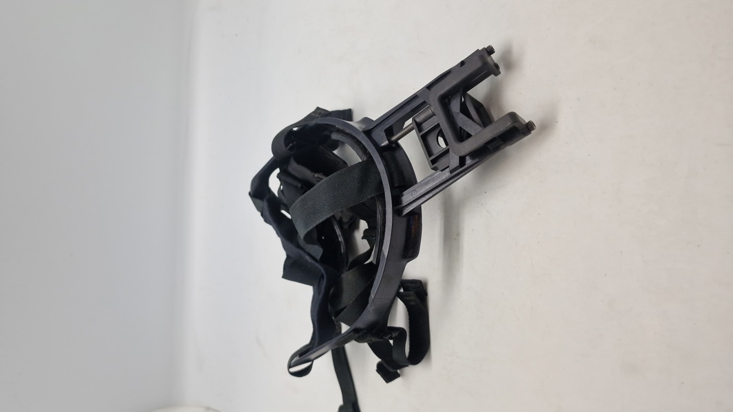 Hjelmmontage til bl.a. natkikkert