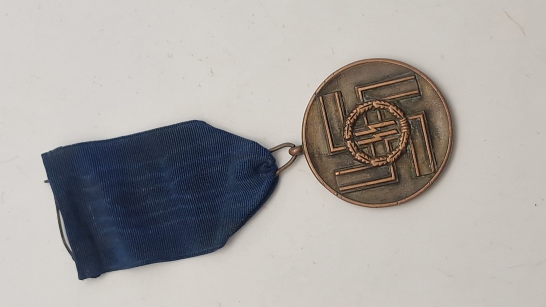 SS medalje postwar ?? 