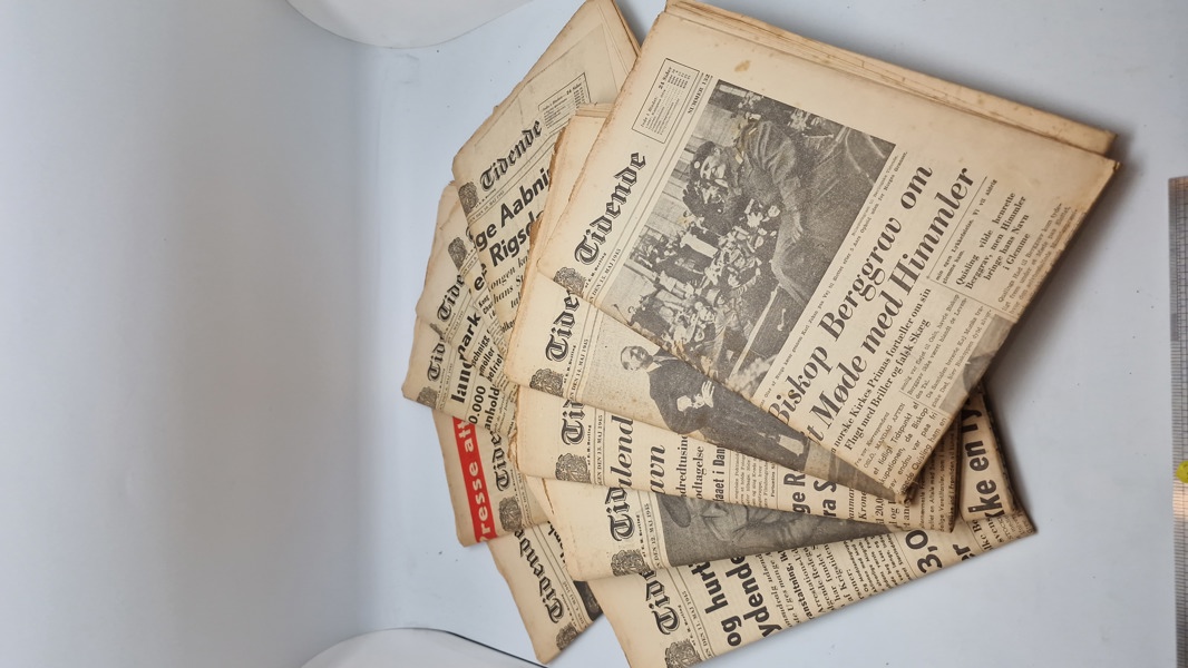Samling originale ww2 aviser
