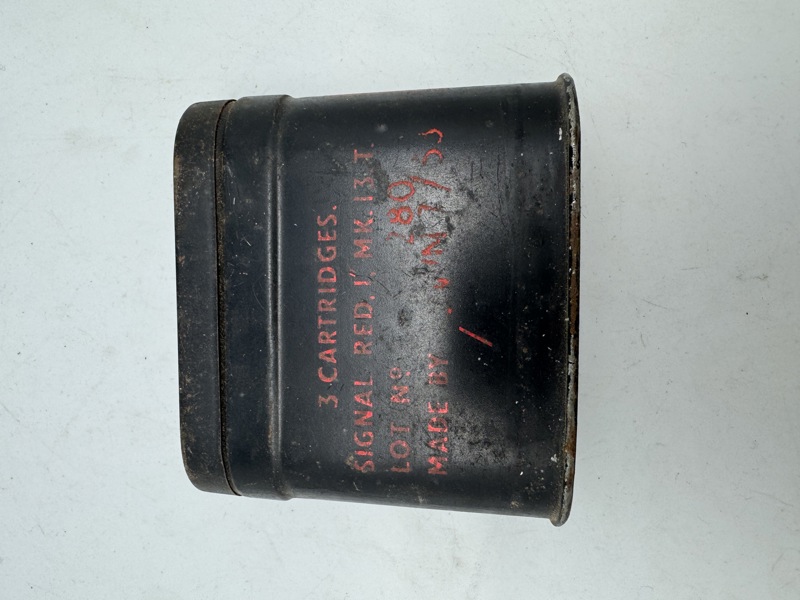 Sjælden original britisk boks for signalammunition,