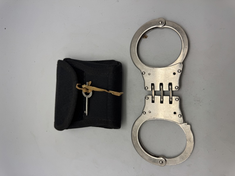 Originalt sæt håndjern