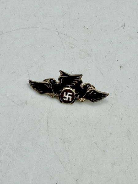 Ekstremt sjældent originalt D.N.S.A.P ravnemærke