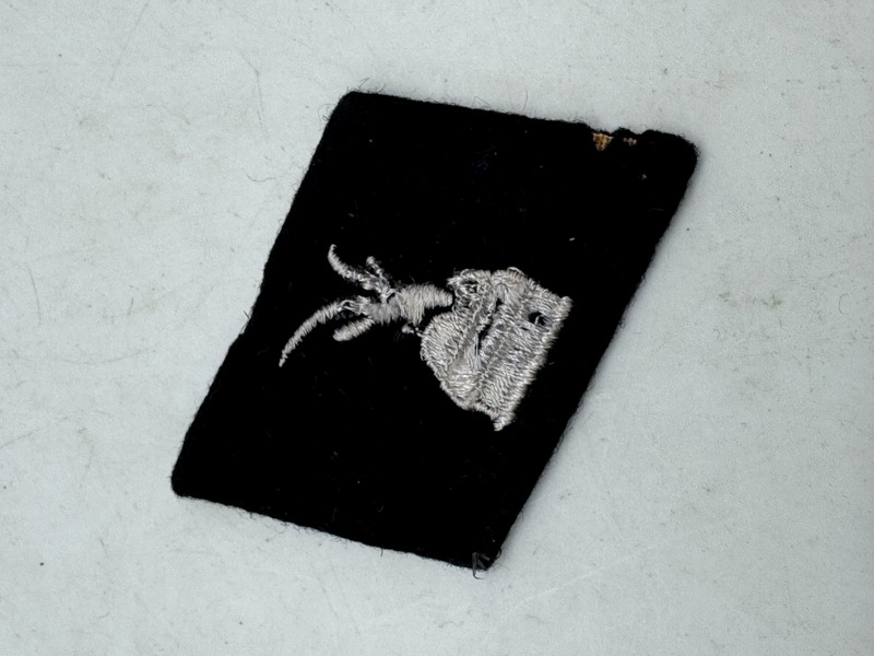 Originalt Waffen-SS Solo-Kragenspiegel für Mannschaften der 21. Waffen-Gebirgs-Div. der SS "Skanderbeg