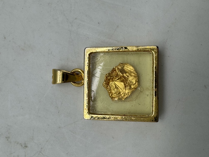 Vedhæng med original gold nugget