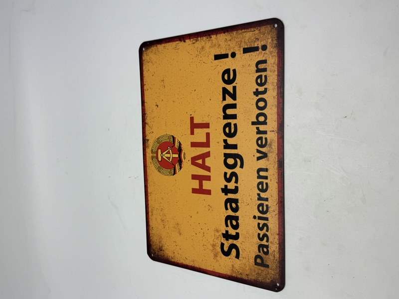 Grænseskilt, reproduktion