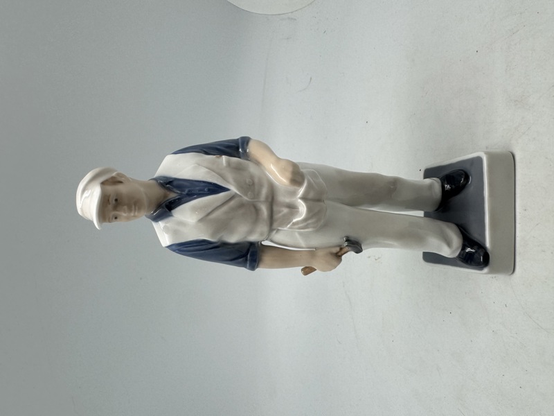 Royal Copenhagen figur (Tømrer) 