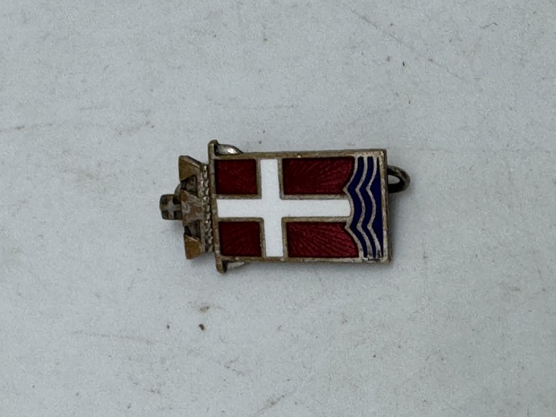 Dansk nationalpin af emaljeret sterlingsølv