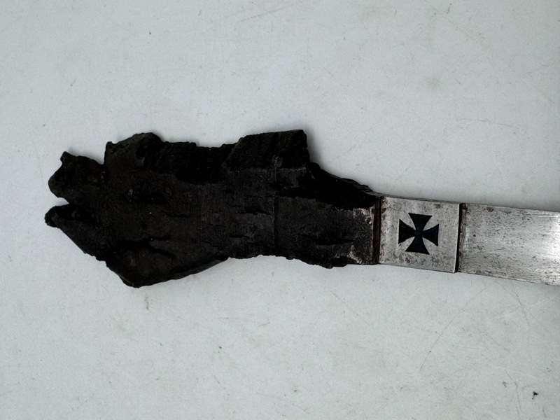 Original Tysk brevåbner lavet af granatsplint