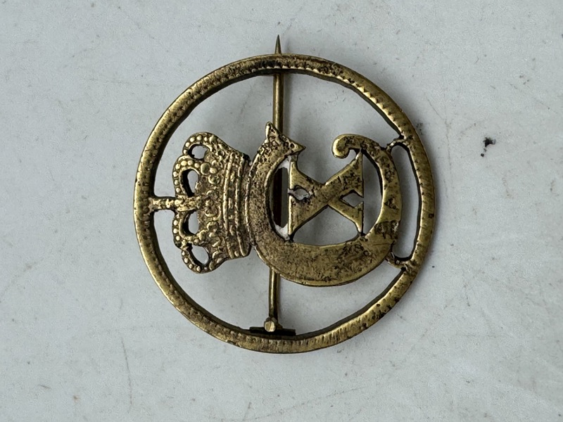 Original Kong Christian X pin