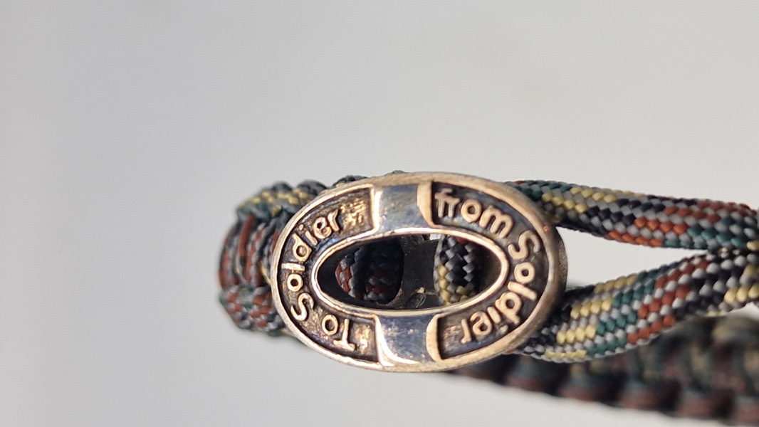 Originalt paracord armbånd med lukketøj af sterlingsølv (From Soldier To Soldier)