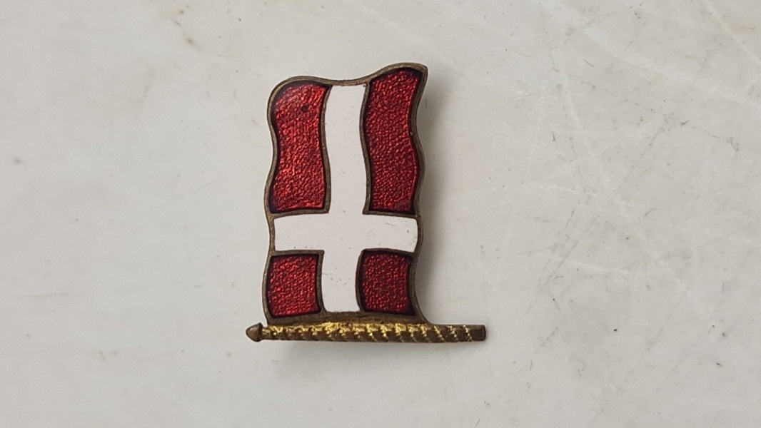 Original dansk national pin 