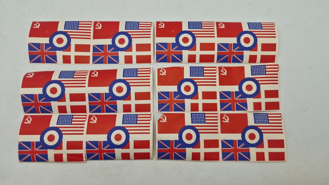 Samling originale mærkater fra maj dagene 1945