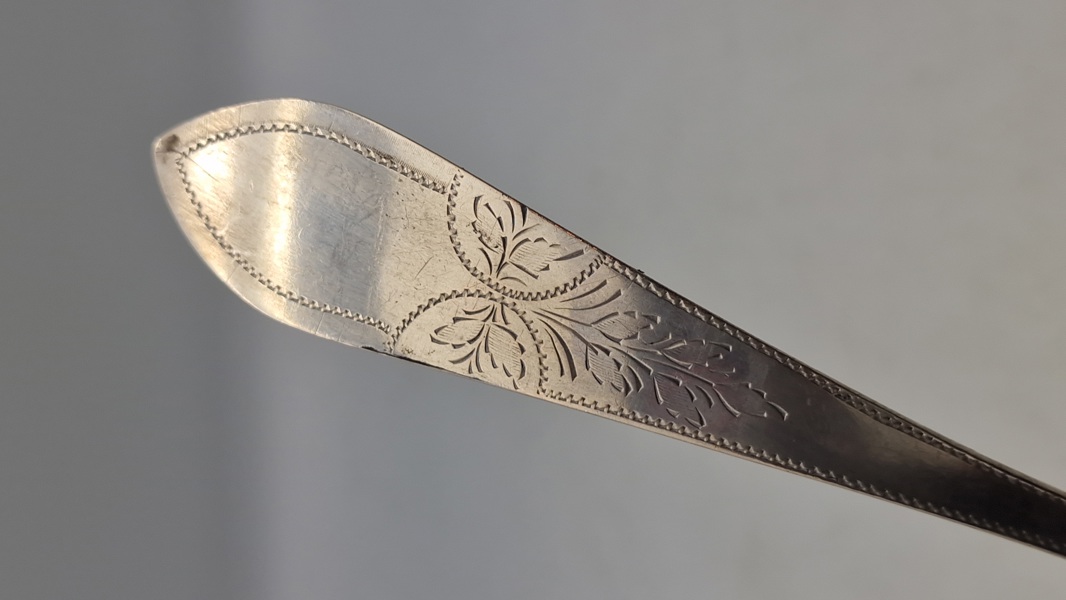 Ske af provinssølv/bondesølv (vægt på sidste foto)