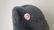 østtysk NVA ushanka-hue med kokarde i grå kunstpels