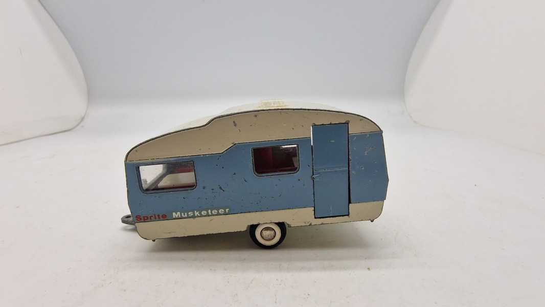 Original Tekno Models 815 Sprite Musketeer campingvogn