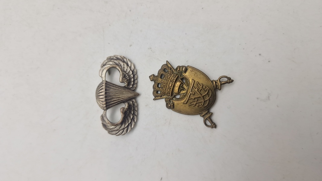 Original ww2 amerikansk vinge af sterlingsølv, og dansk regimentsmærke