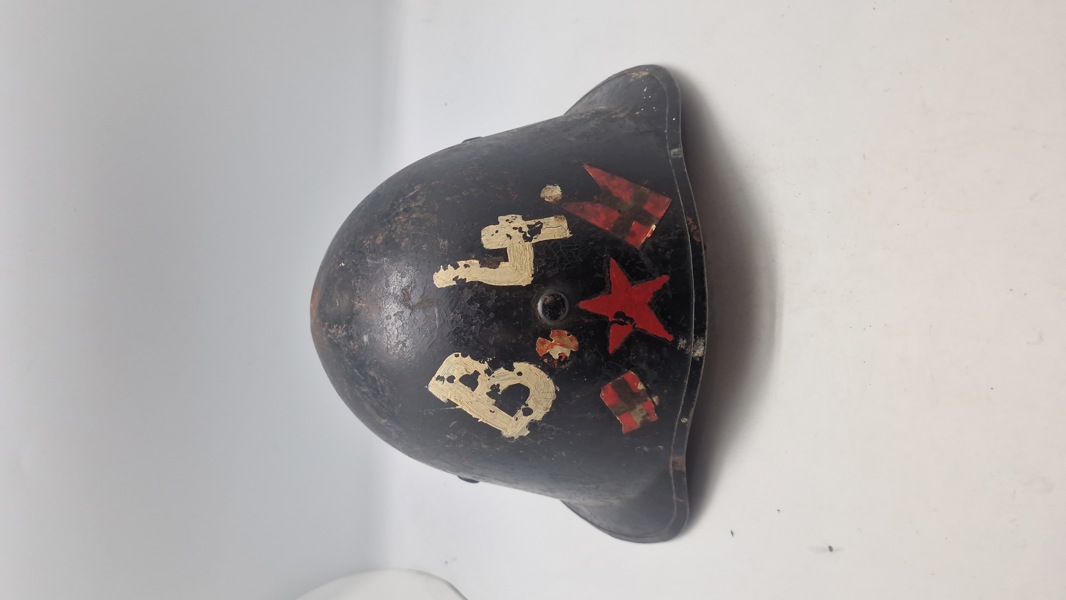 Sjælden original dansk M/41 hjelm anvendt af den kommunistiske modstandsbevægelsen ww2