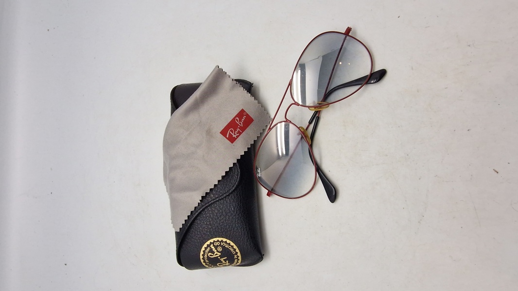 Originale Rayban solbriller med etui 