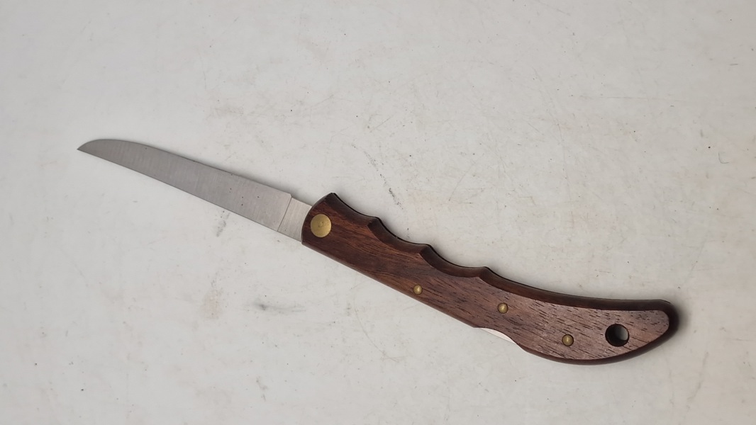 Mercedes Benz reklame kniv