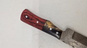 Veludført kniv med klinge af Damaskus stål