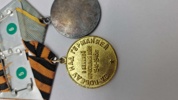 Original spange med den sovjetiske medalje "For Militær Fortjeneste" og medaljen "For sejren over Tyskland i Den Store Fædrelandskrig 1941-1945"