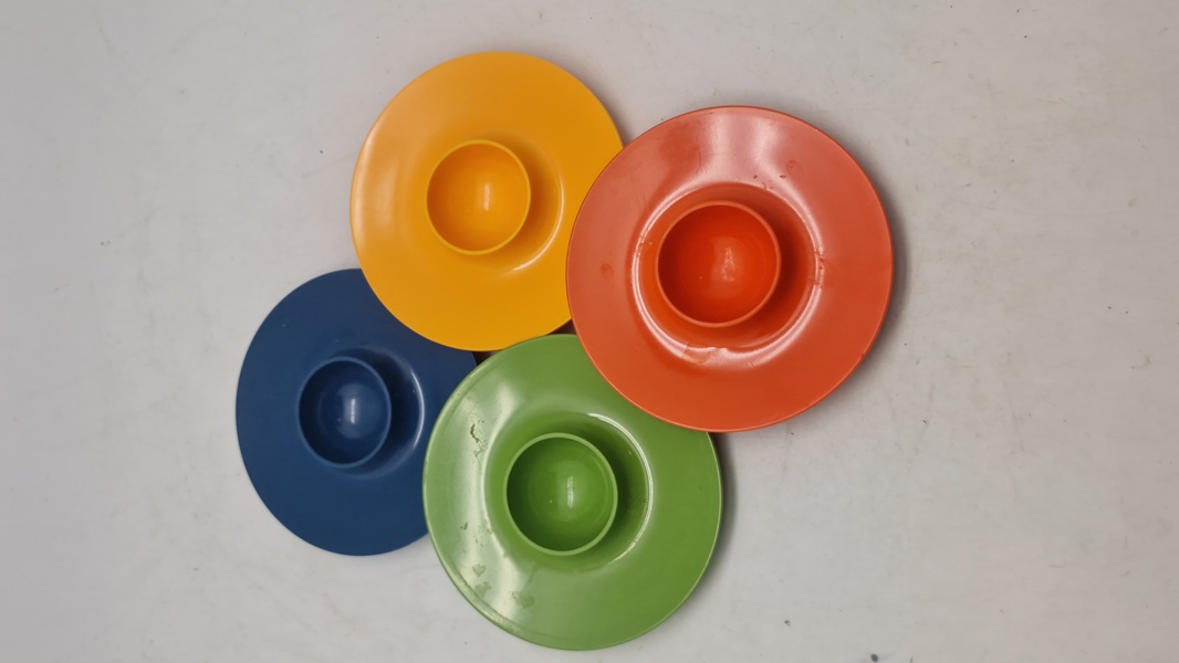 Samling vintage æggebægre 