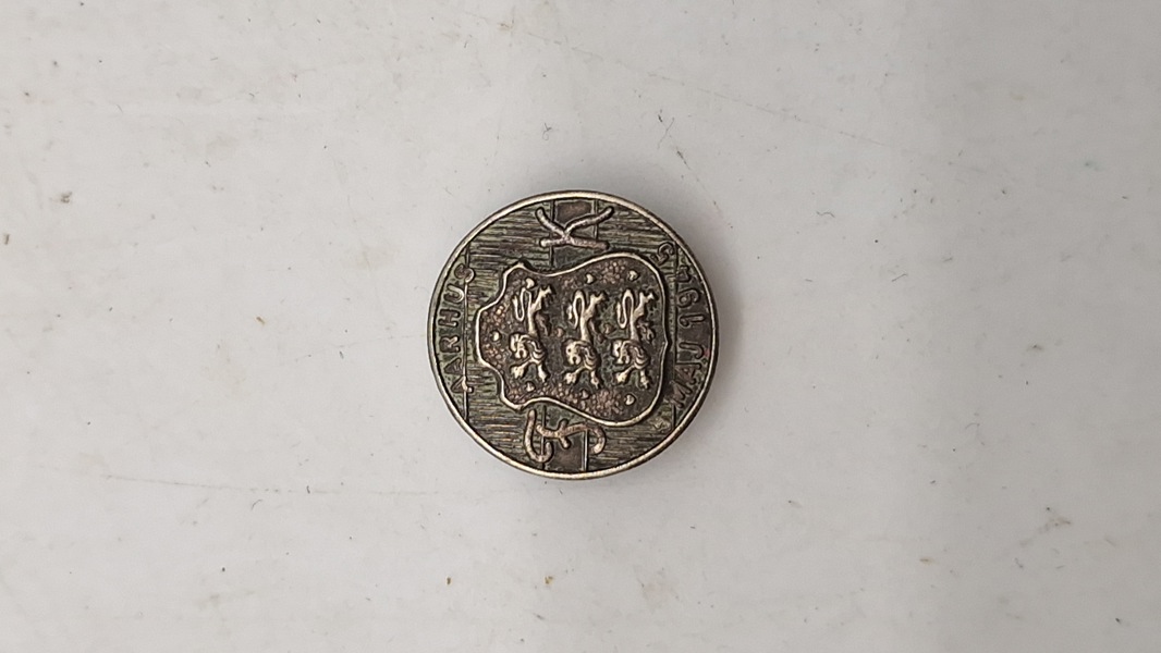 Original revérnål fra den danske modstandsbevægelse i Århus 