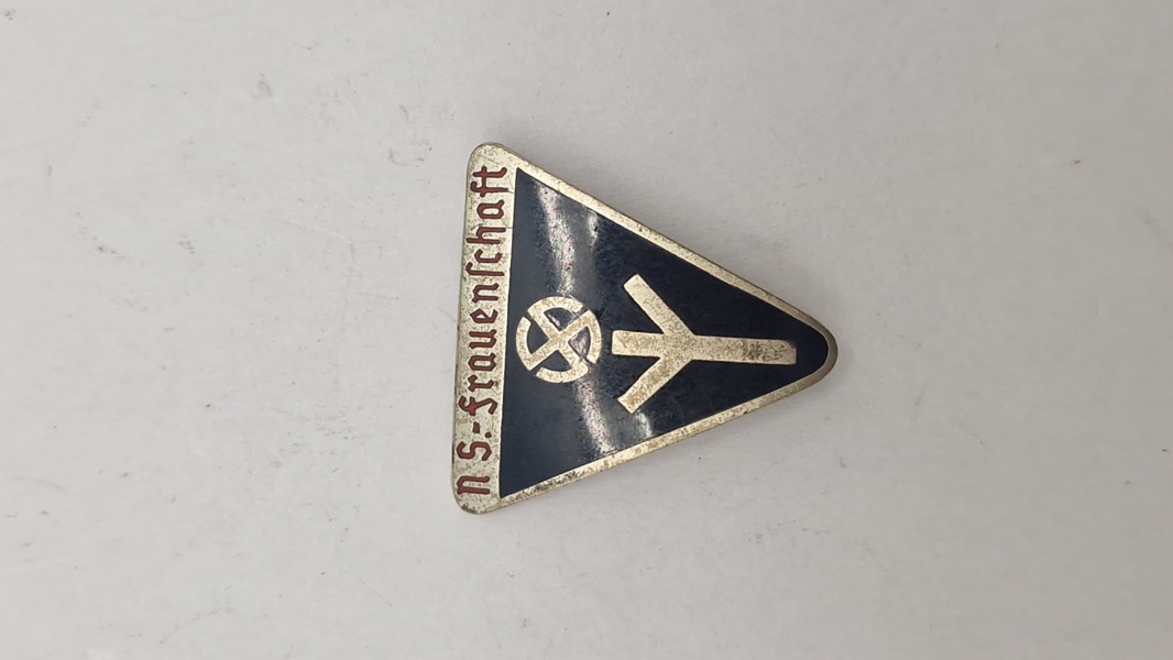 Original medlemsnål, NS Frauenschaft 