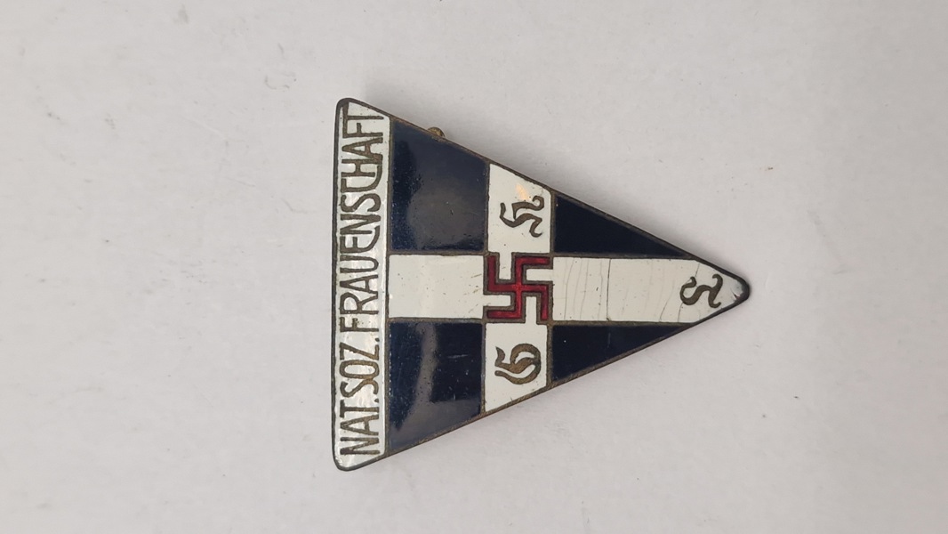 Originalt medlemsmærke for Nationalsozialistische Frauenschaft (NS-Frauenschaft)