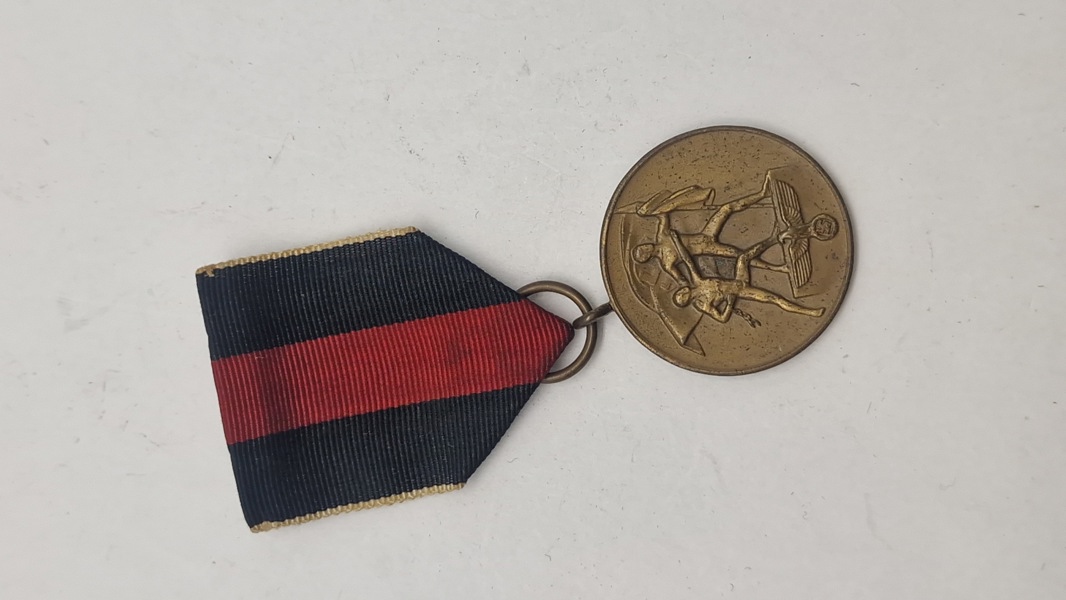 Original Die Medaille zur Erinnerung an den 1. Oktober 1938