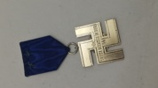 Waffen SS medalje, efterkrigs