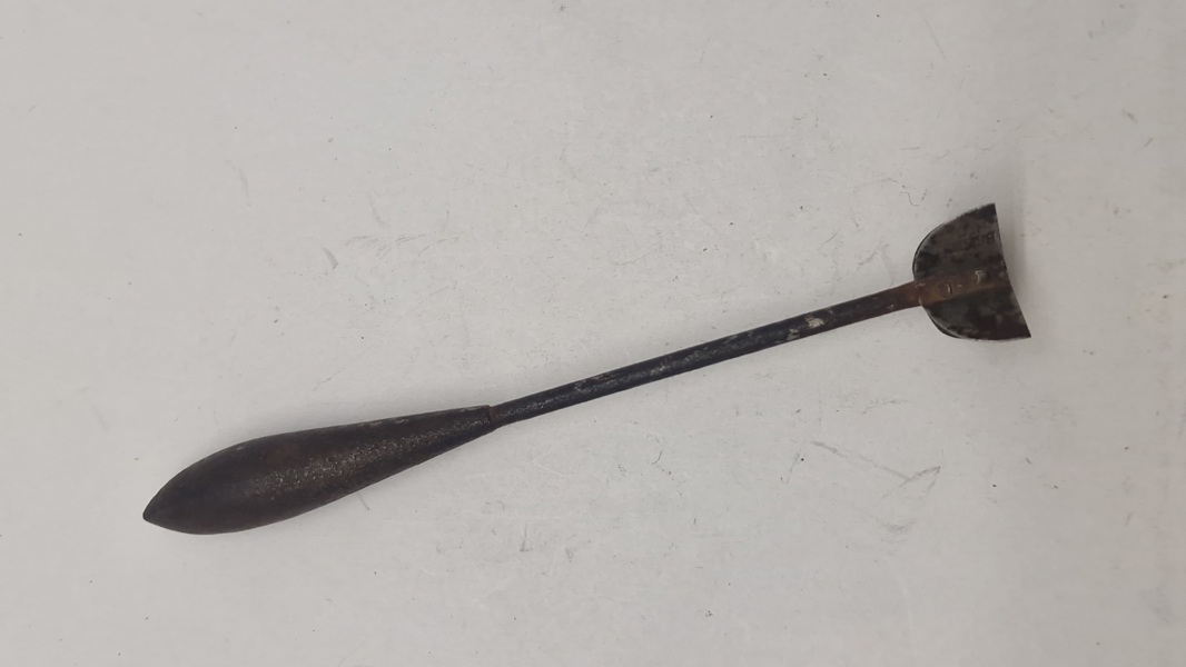 Original tysk ww1 fléchette, et pilformet stålprojektil kastet ned over skyttegravene