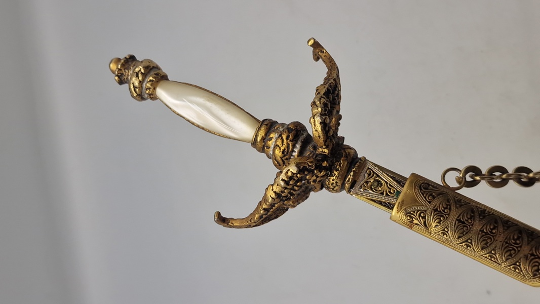 Veludført  blankvåben 