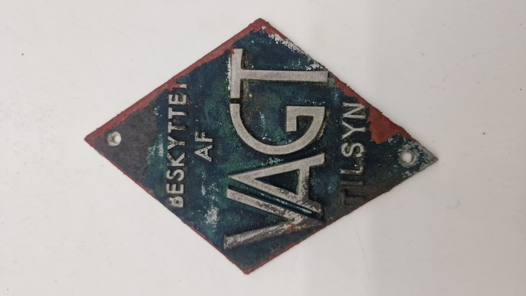 Originalt vagt skilt i støbejern 