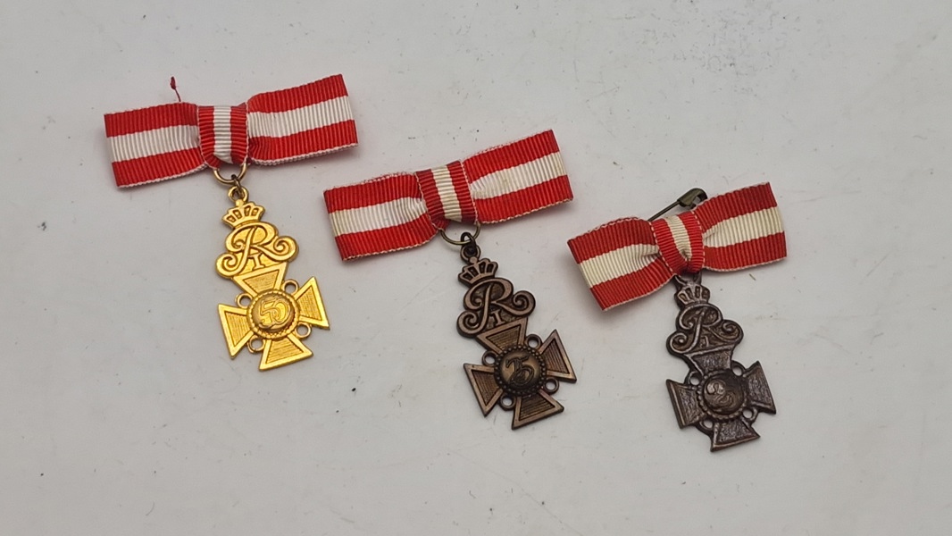 Samling anciennitetstegn, miniaturer 