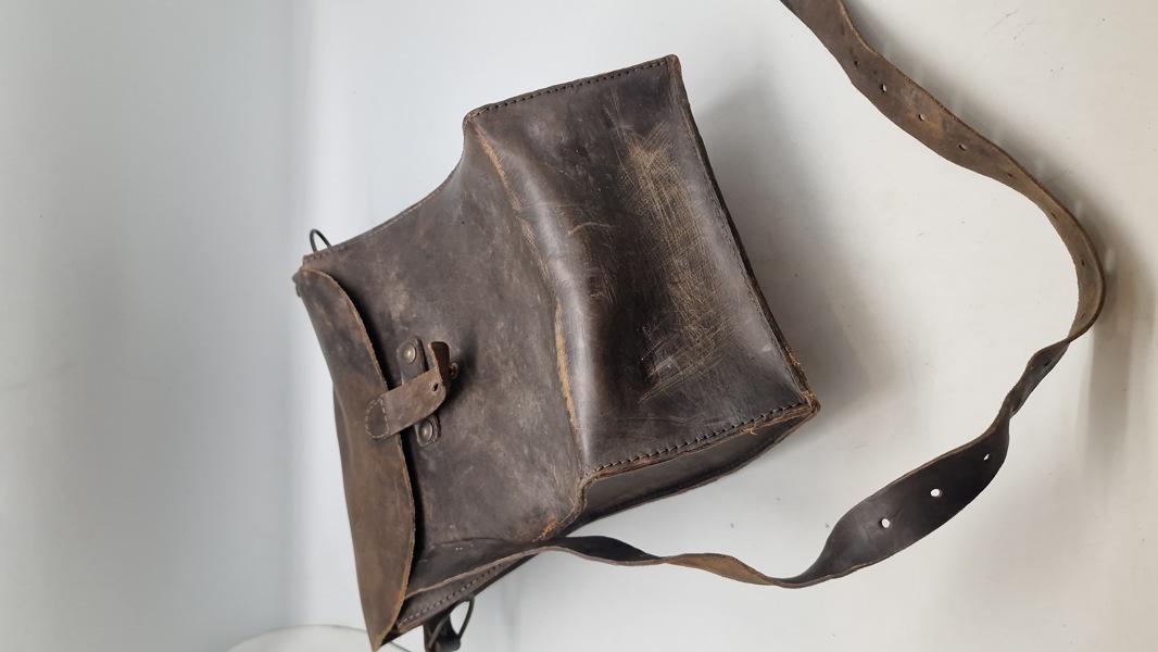  Dansk “Madsen” magasin taske lavet til filmen 9 april 