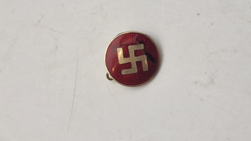 Originalt Sjældent partimærke fra Ejner Vaaben det første Danske Nazistparti _27239a_8de3265e68394bf_lg.jpeg