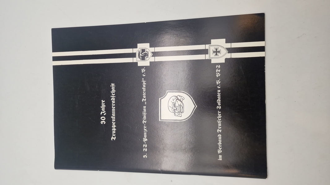 30 Jahre
Truppenkameradschaft
3. SS-Panzer-Division „Totenkopf“