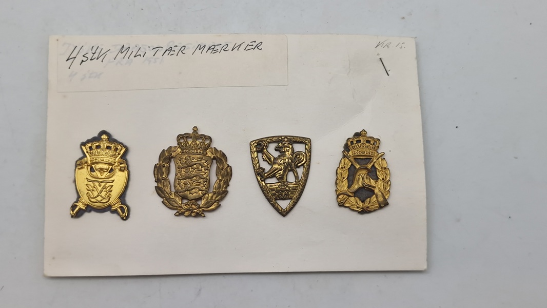 Samling regimentsmærker