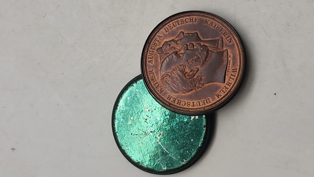 Original prøjsisk bronze medalje med æske