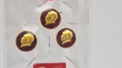 Samling originale kinesiske kommunistiske badges